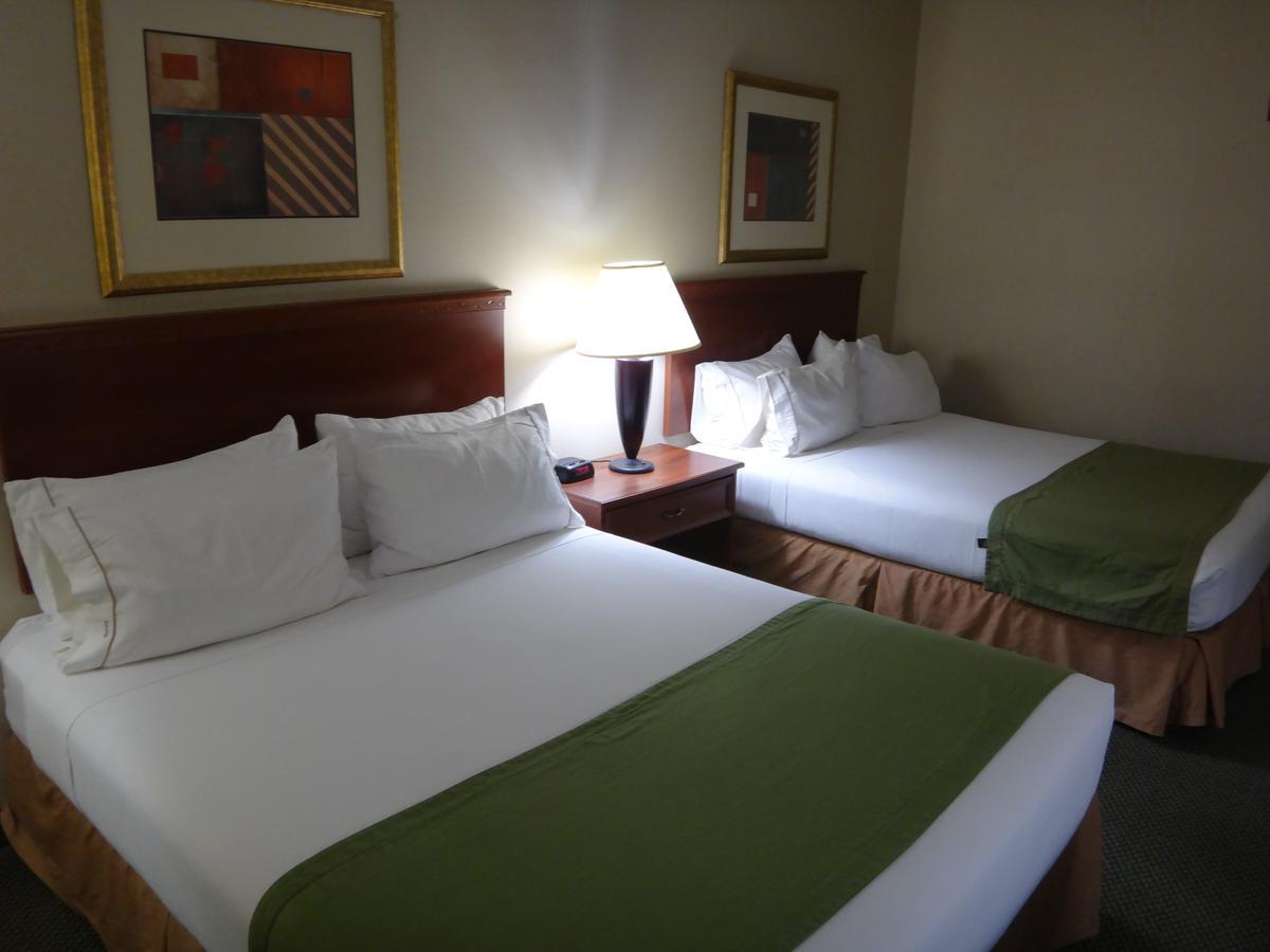 Windsor Inn & Suites Dodge City Luaran gambar