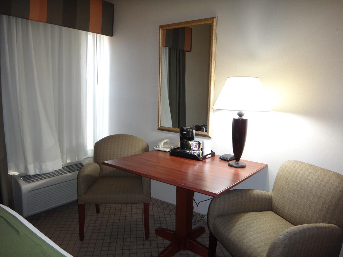 Windsor Inn & Suites Dodge City Luaran gambar